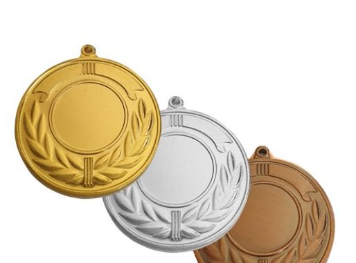 Medallas metálicas en tres acabados